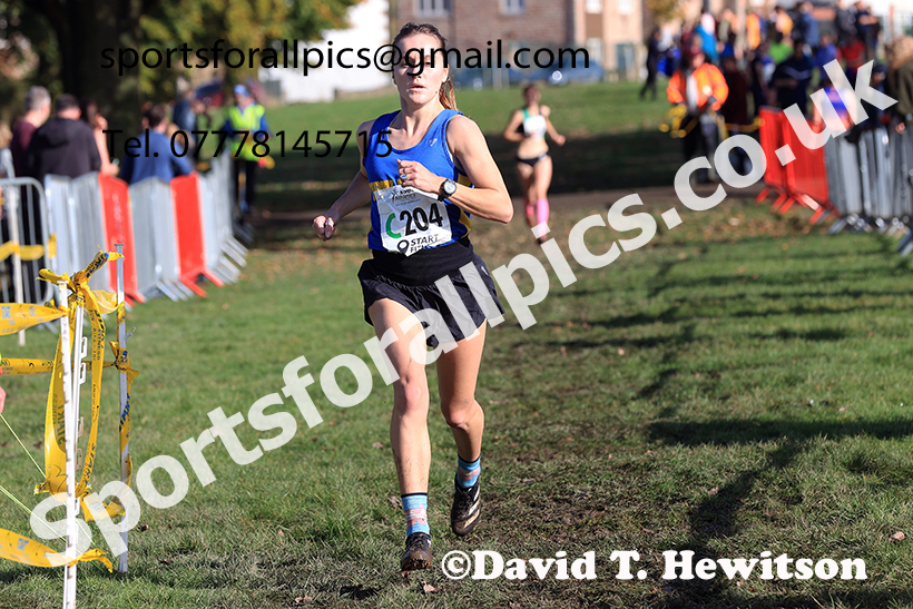 Senior women, 2024 Northern Cross Country Relays, Graves Park, Sheffield.   Photo: David T. Hewitson/Sports for All Pics